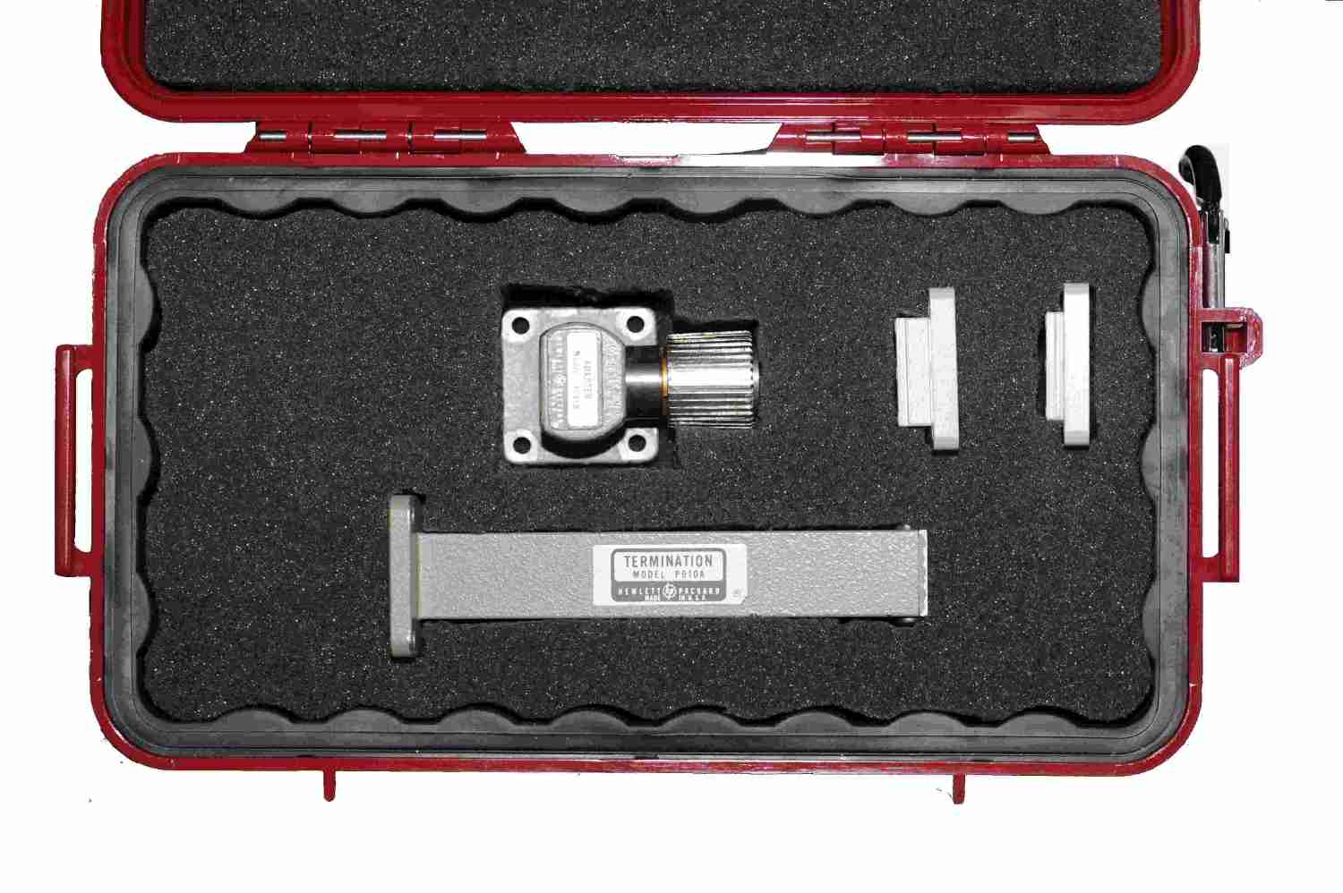 A vector network analyzer calibration kit